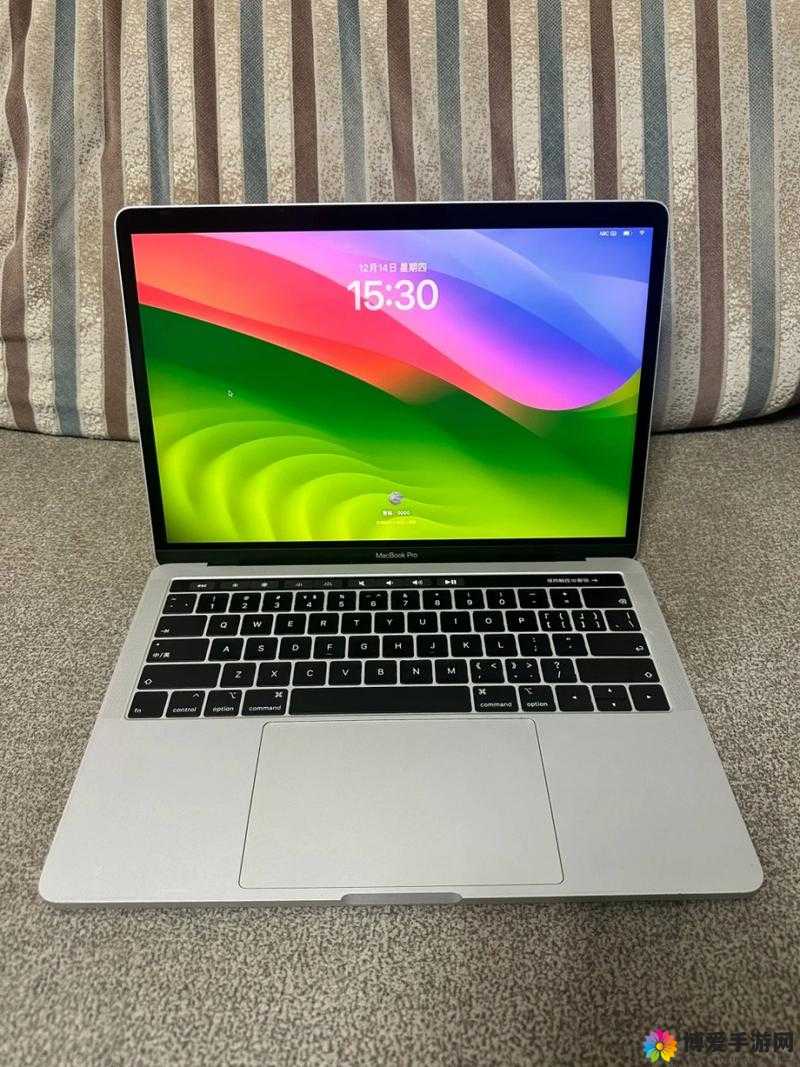 1819 岁 macbook 日本：年轻人的科技伙伴